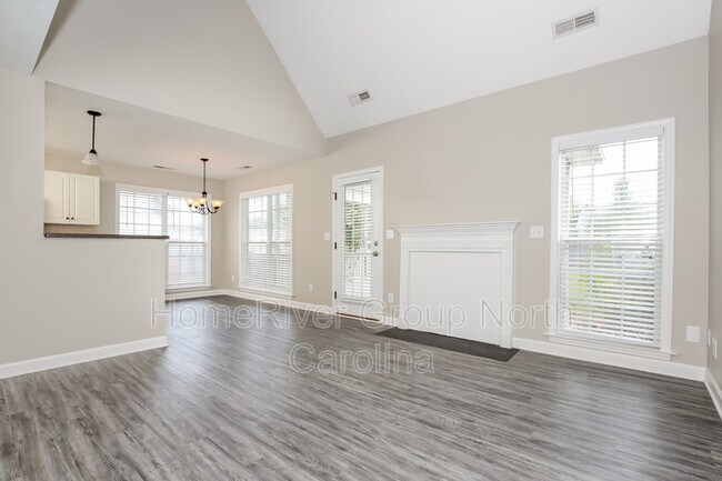 Foto del edificio - 1661 Finwick Dr