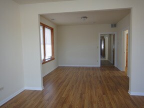 Foto del edificio - 2859 N Austin Ave
