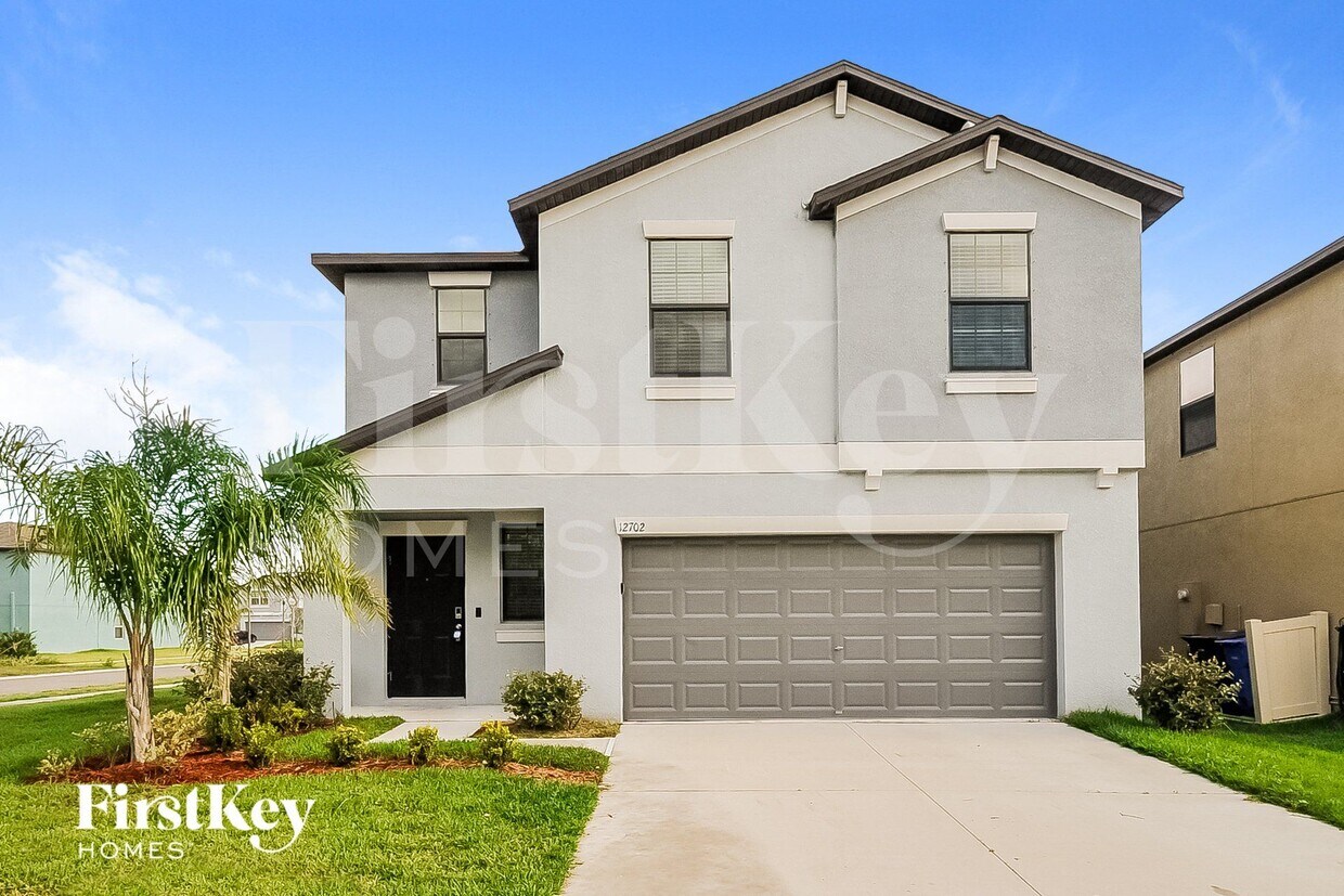 Foto principal - 12702 Hampton Hill Dr