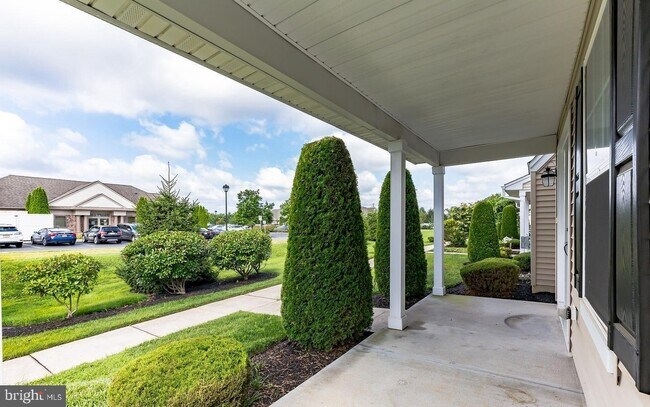 Building Photo - 507 Lexington Mews