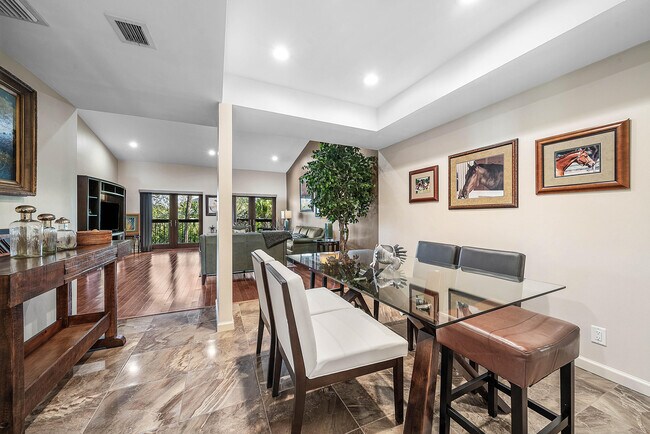 Foto del edificio - 11355 Pond View Dr