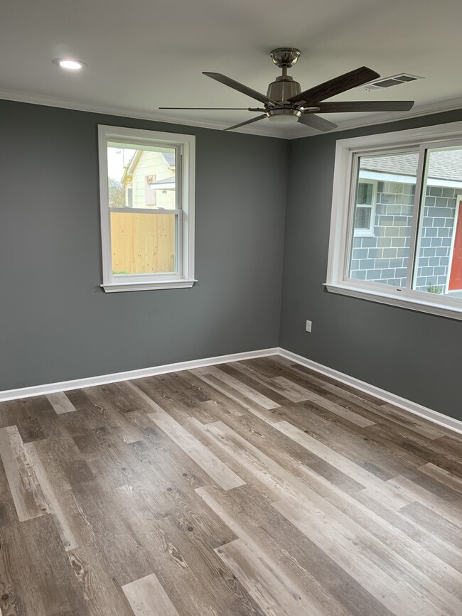 Building Photo - 1484 Curtis St