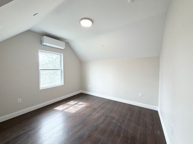 Foto del edificio - 3 1/2 Buffum St