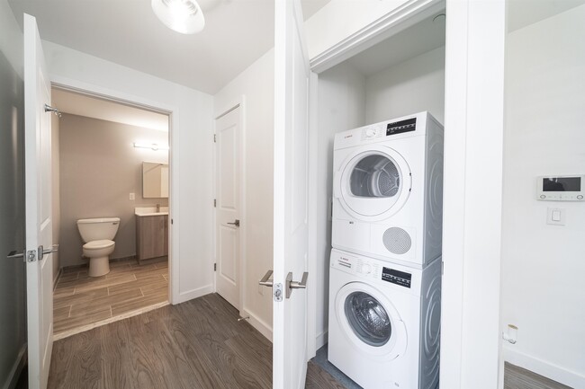 Building Photo - 201 Cornelison Ave