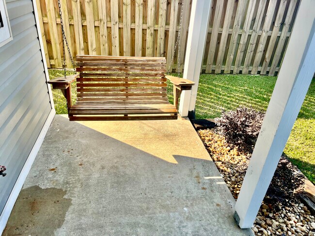 Foto del edificio - 3117 Debra Blvd