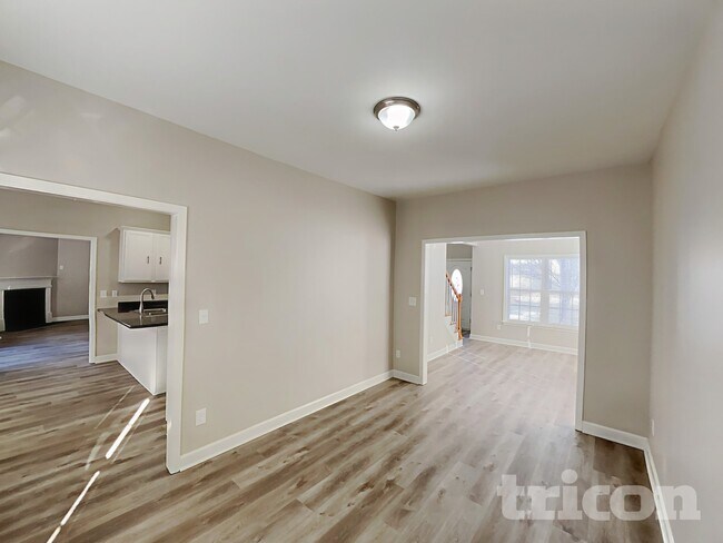 Foto del edificio - 212 Water Mill Rd