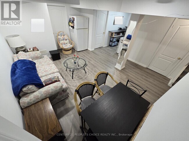 Building Photo - 4842 Rosebush Rd