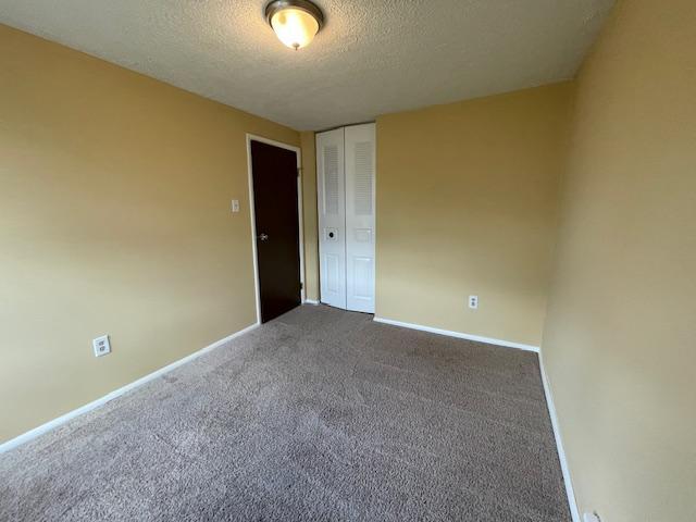 Foto del edificio - 105 Long Meadow Ct