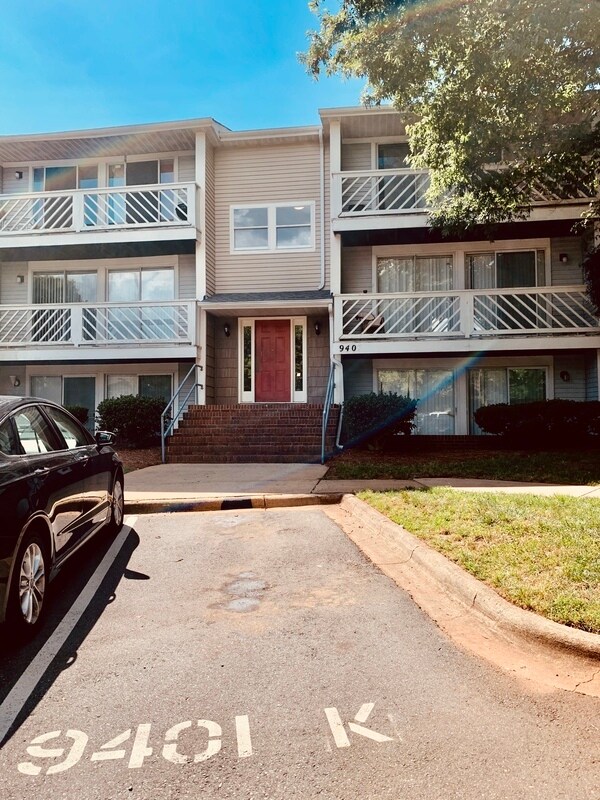 Foto del edificio - 9401 Old Concord Rd