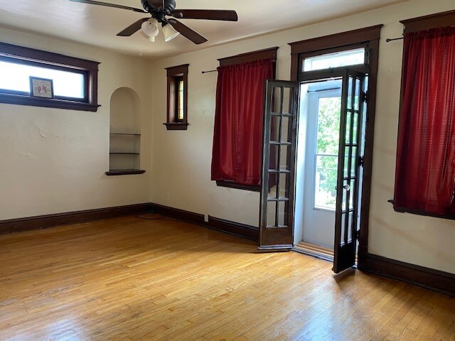 Sala de estar - 5508 Alaska Ave