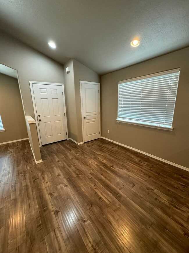 Building Photo - Beautiful 3 bedroom home in Cottage Grove- River Walk Village
