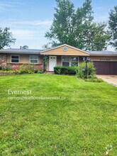 Building Photo - 10555 Langford Dr