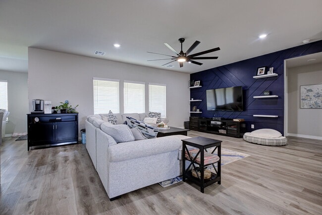 Building Photo - 14705 Travertine Fls Ln