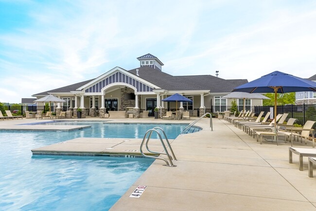 Building Photo - The Retreat at Knoxville
