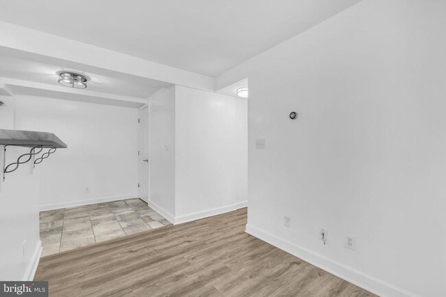 Foto del edificio - 1565A N Van Dorn St