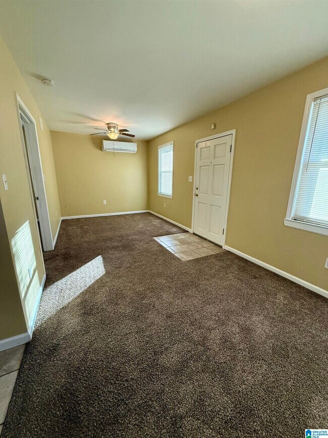 Foto del edificio - 1223 Hanover St