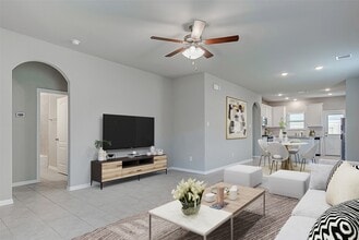 Building Photo - 31322 Spotted Saddle Hollow