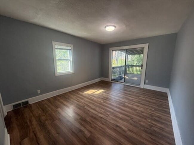 Foto del edificio - 3306 SW 13th St