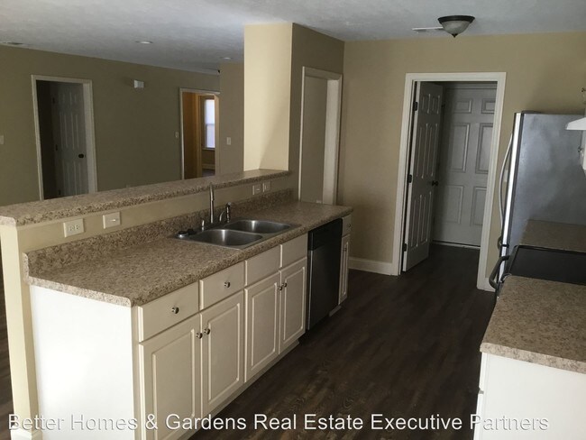 Building Photo - 3948 Casa Rosa Ave