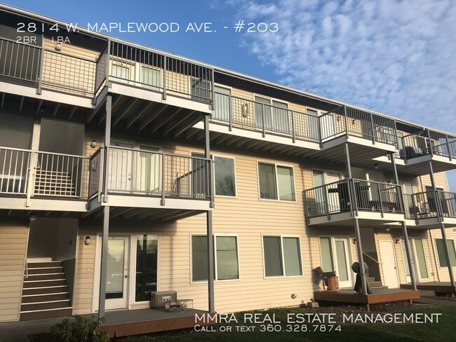 Foto del edificio - 2814 W Maplewood Ave