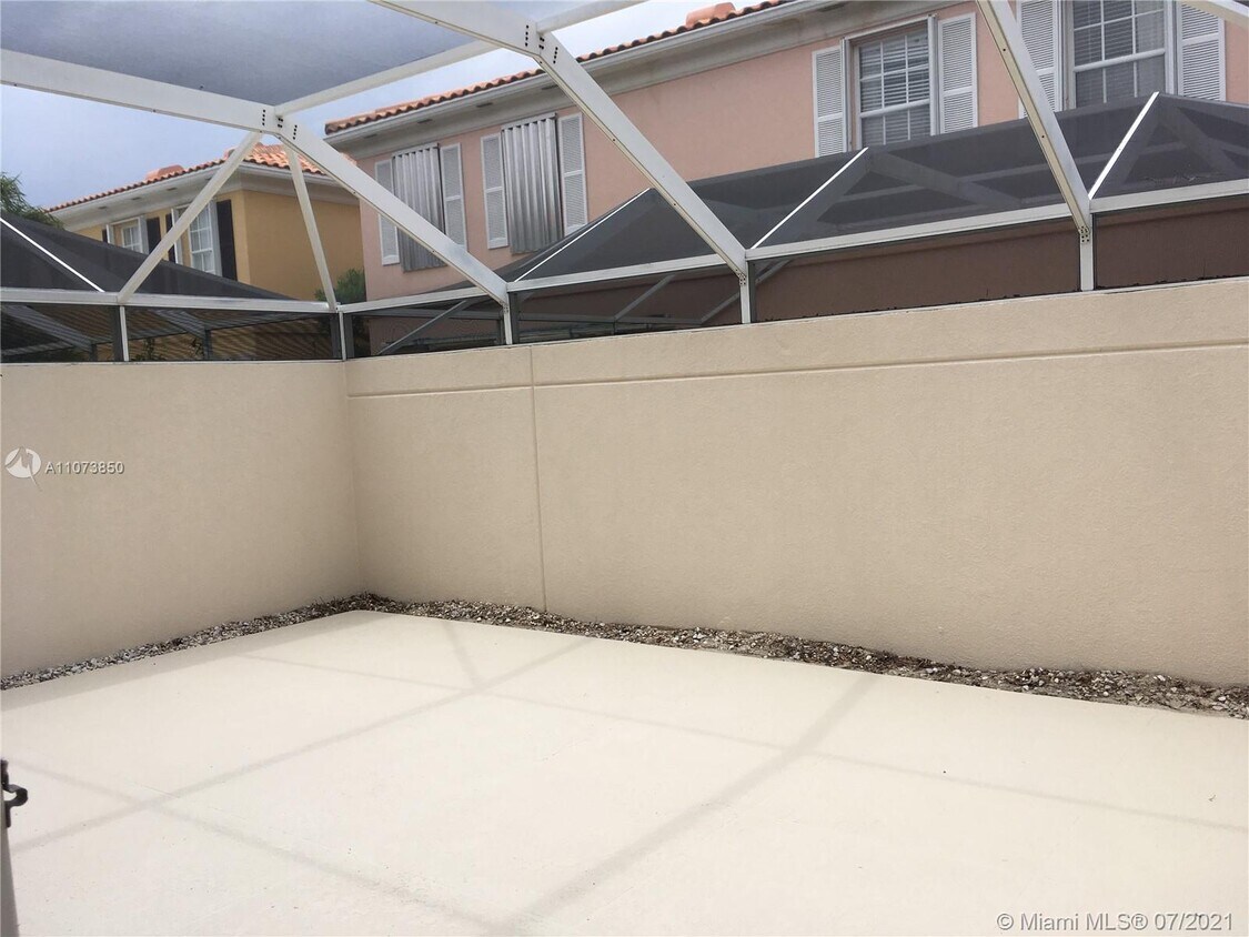 Building Photo - 53 Laurel Oaks Cir