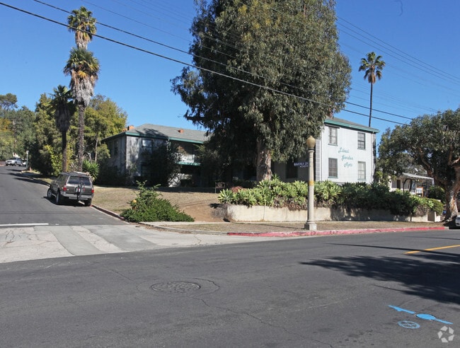 Building Photo - 3454 Waverly Dr