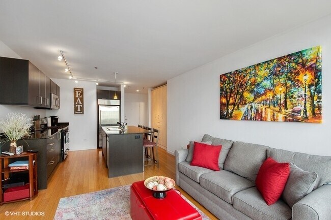 Foto del edificio - 653 N Kingsbury St