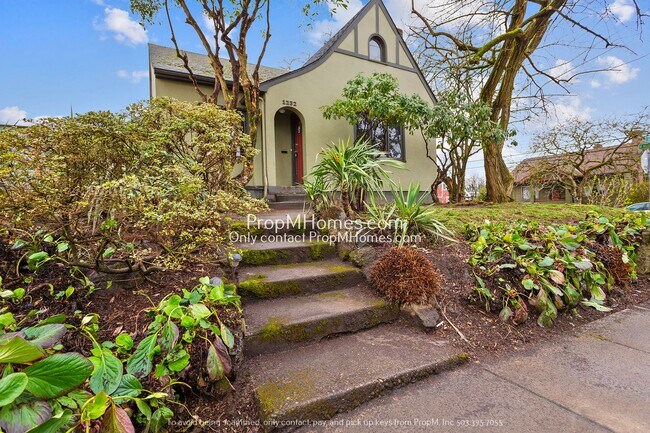 Foto del edificio - Charming 3-Bedroom Home in Overlook Neighb...