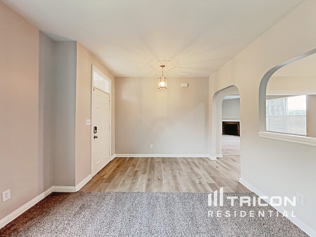 Building Photo - 2619 Harshaw Ct