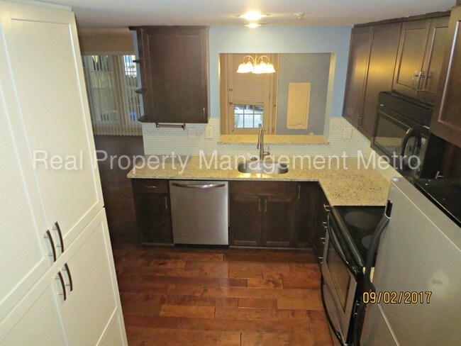Building Photo - 6024 Thoroughbred Way
