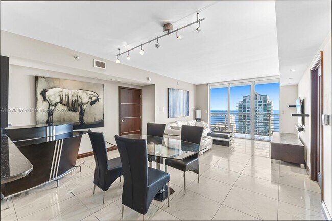 Building Photo - 325 S Biscayne Blvd