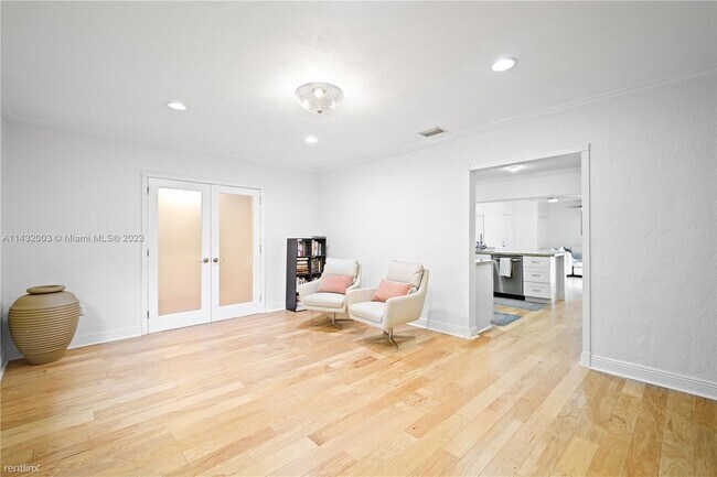 Foto del edificio - 2 br, 2 bath House - 141 NW 99th St