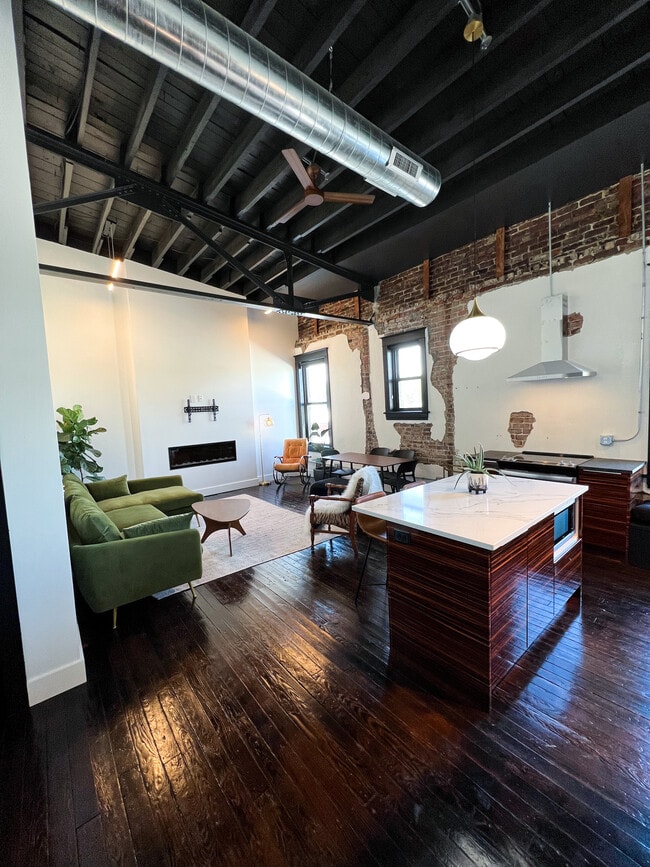 Building Photo - Brick + Mortar Lofts