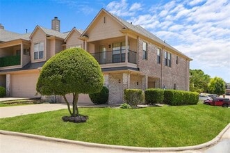 Building Photo - 511 Mariner Dr