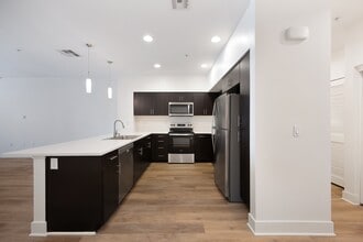 Building Photo - Palomar Station