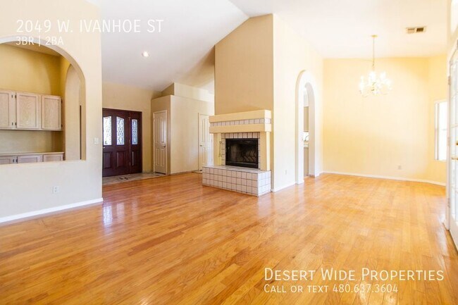 Building Photo - NICE 3BED 2BATH LARGE FLOORPLAN HOME LOCAT...