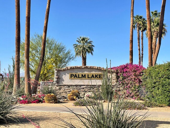Building Photo - COMING SOON!! 2 bedroom 2 bath UPSTAIRS Condo in Palm Desert!