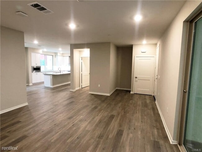 Building Photo - 3 br, 2.5 bath Condo - 195 Bowery