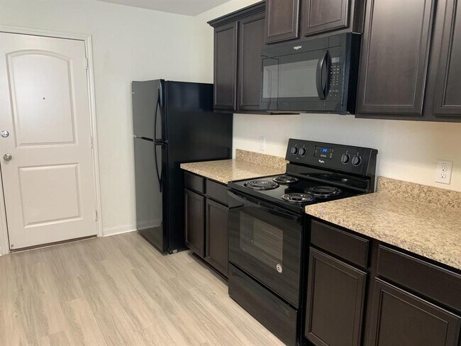 Foto del edificio - 217 Denson Ln