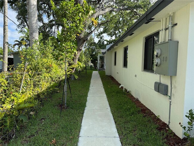 Foto del edificio - 210 SW 3rd St