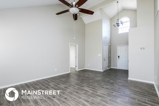 Foto del edificio - 2626 Millpond Way