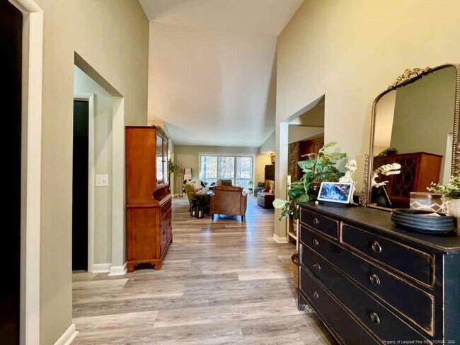 Foto del edificio - 3088 Fairway Woods