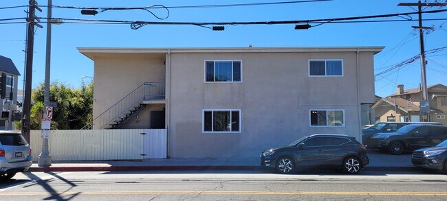 Building Exterior - 49 Westminster Ave