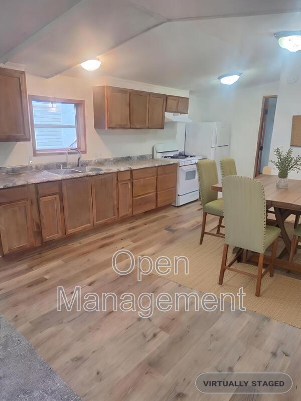 Foto del edificio - 301 Mantle Ave