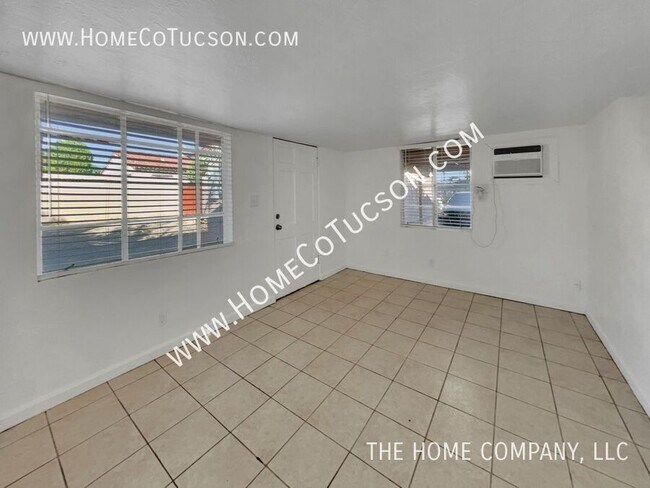 Foto del edificio - 4308 E Whitman St