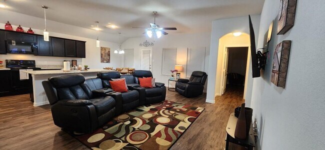 Building Photo - 2864 Pacifico Wy