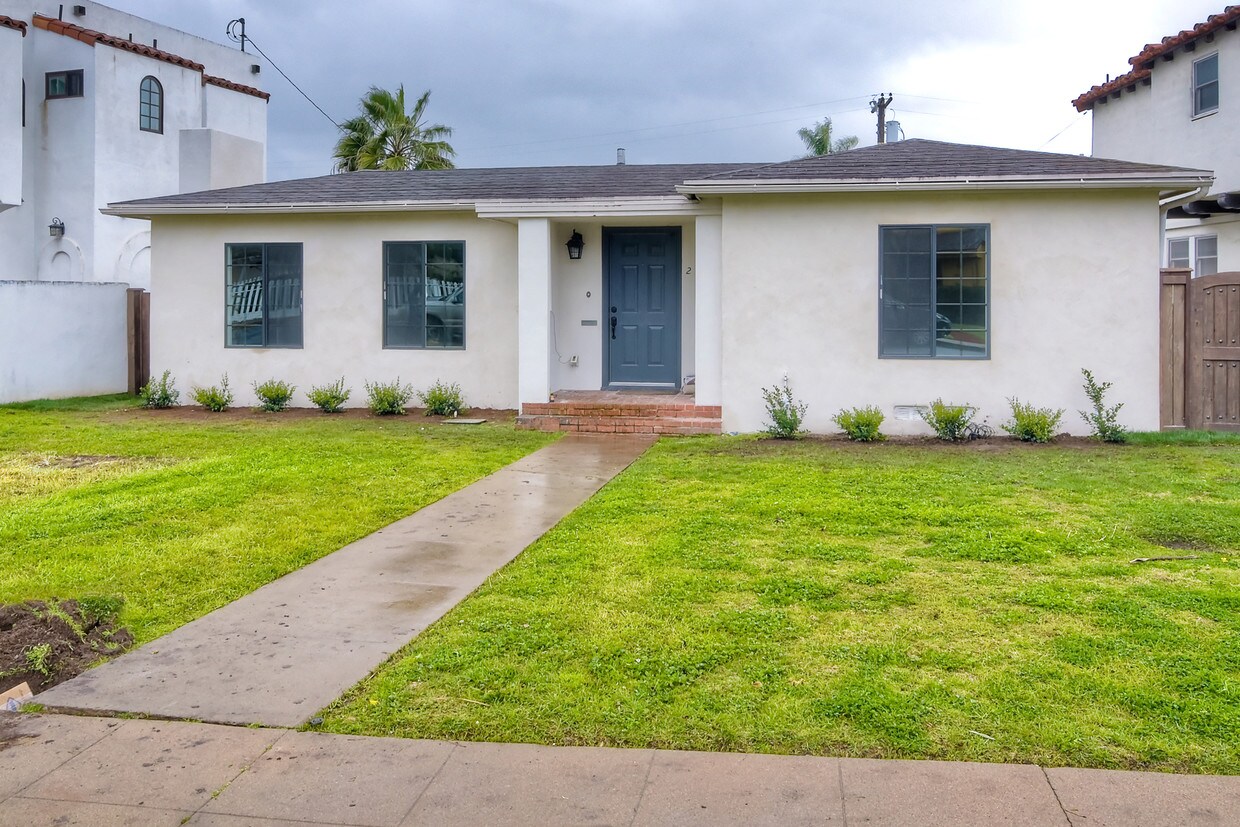 Primary Photo - 2681 Narcissus Dr
