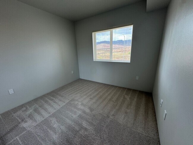 Foto del edificio - For Rent - [Nahele] 91-3641 Iwikuamo'o St....