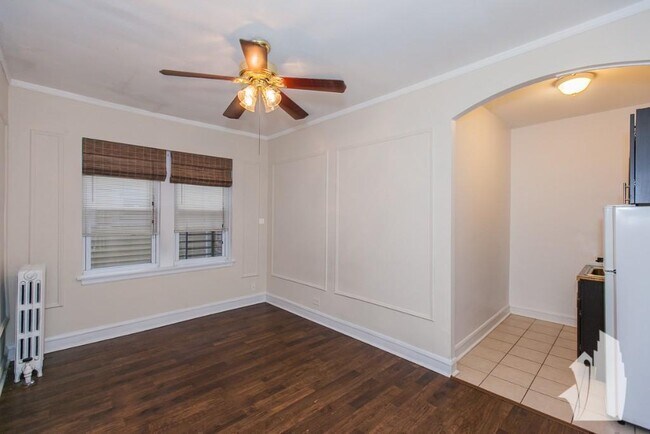 Foto del edificio - 2827 N Burling St