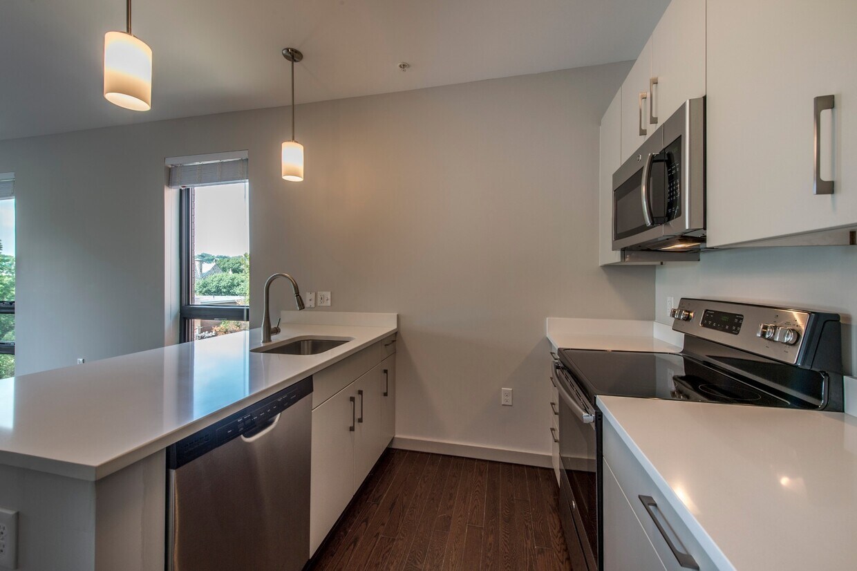Foto principal - 105 Marion St